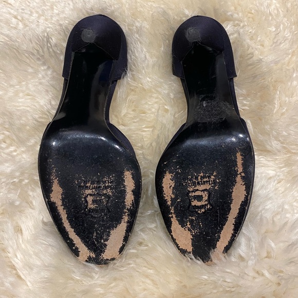 Authentic Stuart Weitzman heels - Picture 4 of 4